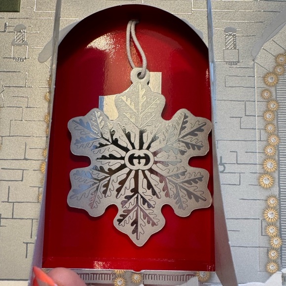 Gucci 2024 Holiday Ornament Advent Calendar - Picture 8 of 9